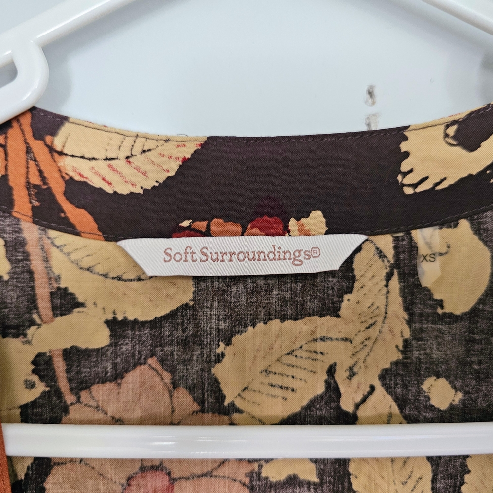 Soft Surroundings Black and Tan Floral Kimono Sweater - Picture 6 of 11